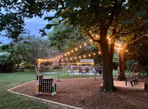 Family Farmhouse Inn image 15