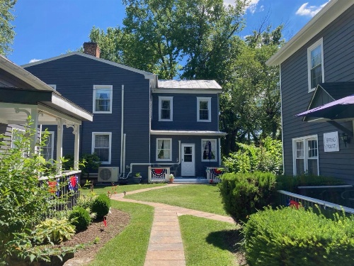 Family Farmhouse Inn image 27