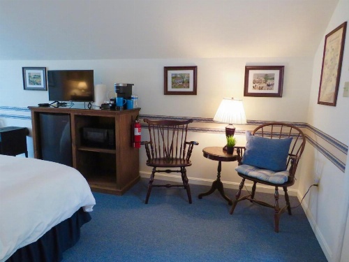 Family Farmhouse Inn image 30