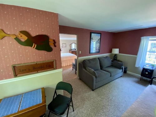 Family Farmhouse Inn image 35