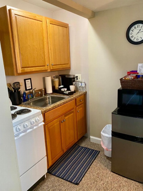 Family Farmhouse Inn image 44