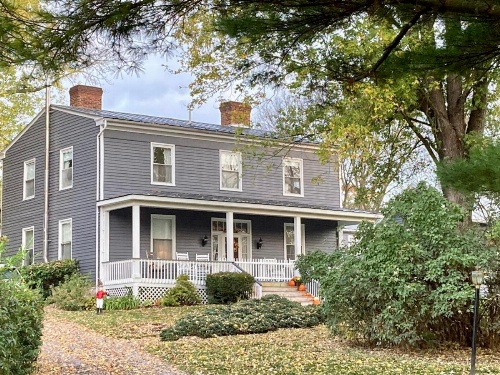 Family Farmhouse Inn image 5